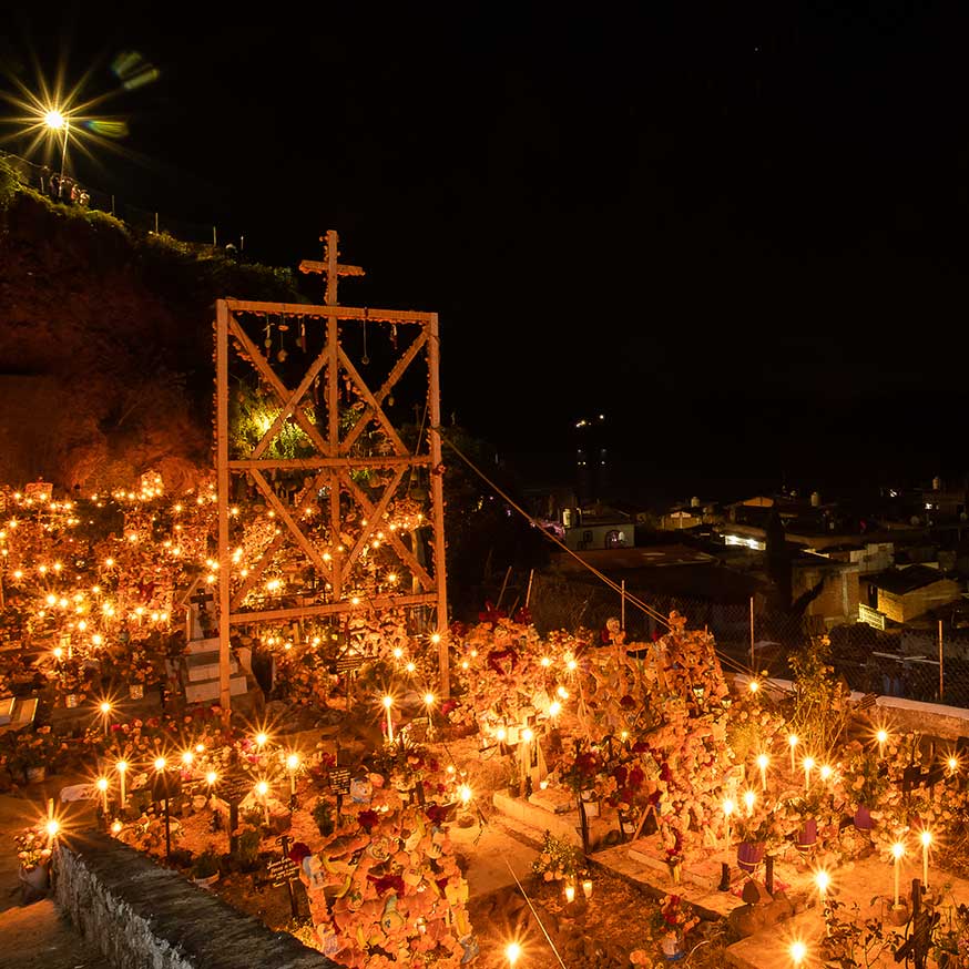 Noche-de-Muertos-Michoacan