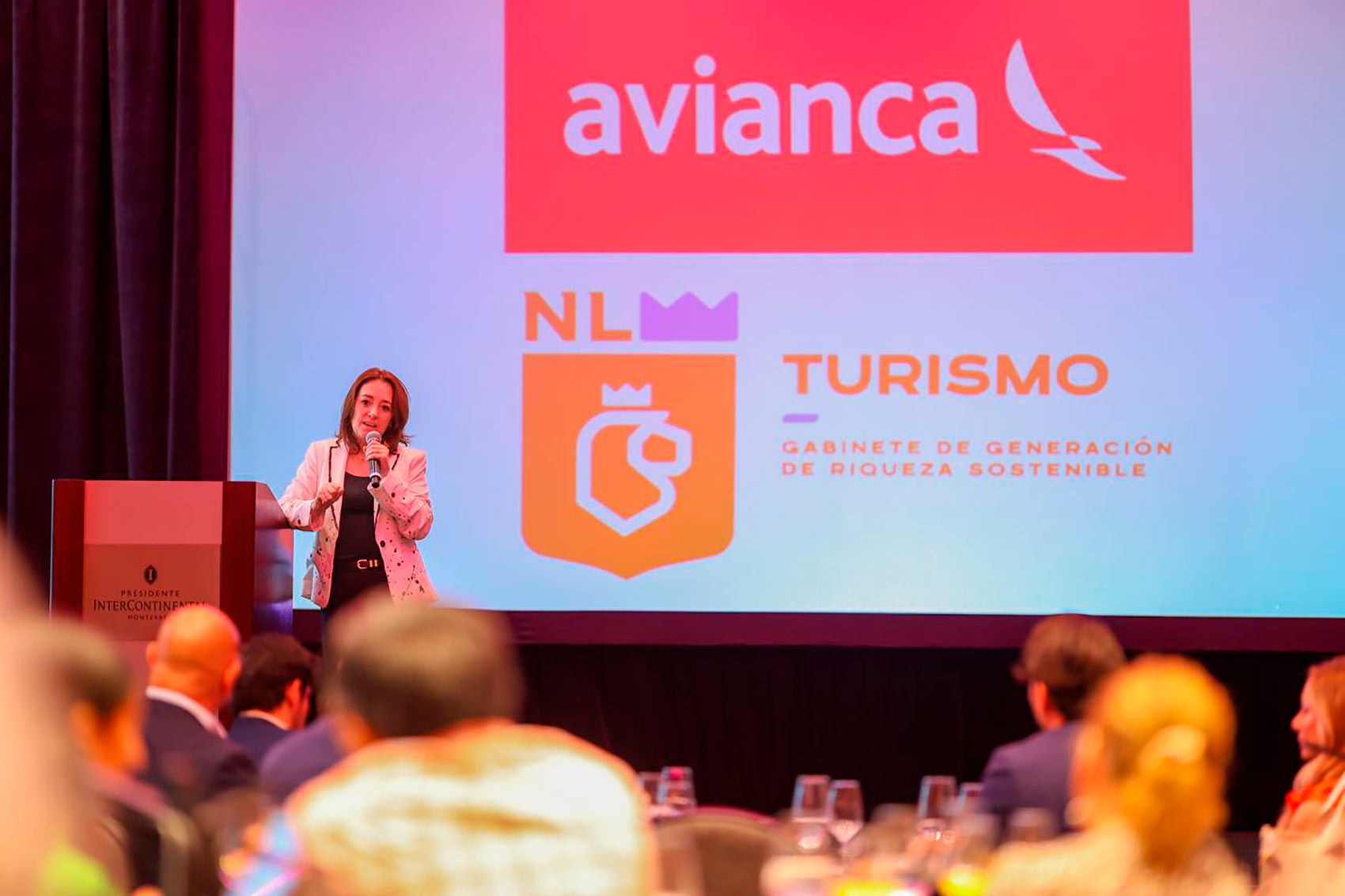 Avianca-Vuelo-Monterrey-Bogotá