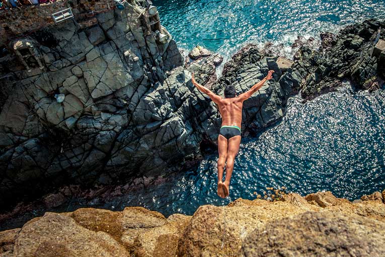 Clavadistas-de-La-Quebrada