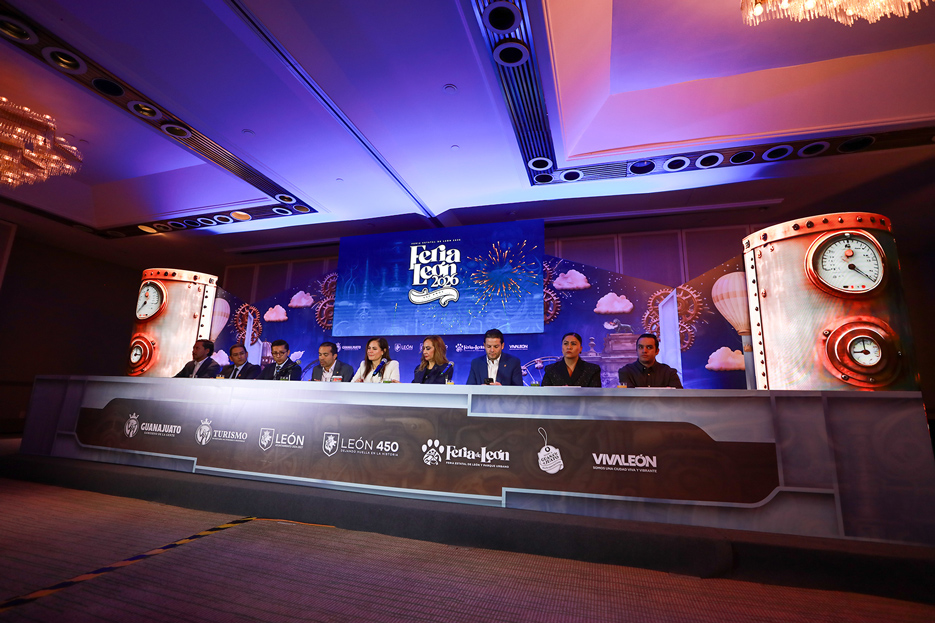 Leon-Celebra-450-Anos