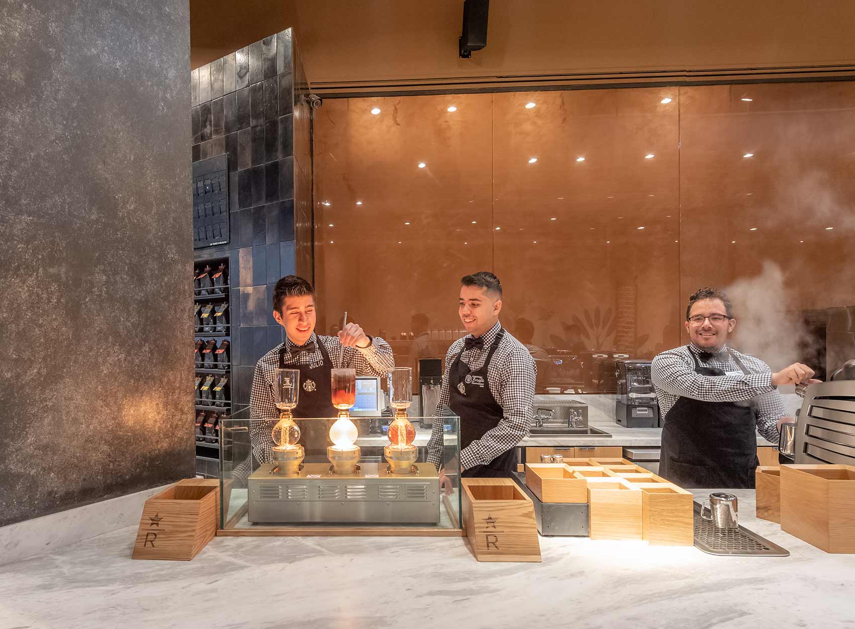 Starbucks-Reserve-Perisur